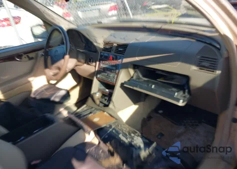 1997 Mercedes-Benz C 230 from USA, damaged, VIN WDBHA23E6VF506602